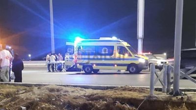 حادث بطريق السويس – القاهرة يتسبب في وفاة شخص وتوقف جزئي لحركة المرور أمام بوابات مدينتي