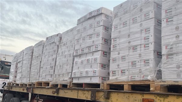 شاحنات المساعدات