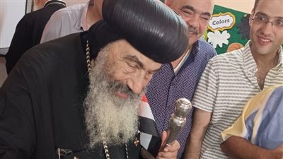 مطران بورسعيد يدلي بصوته في انتخابات الشيوخ | صور