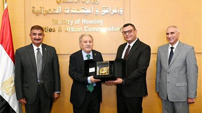 المجتمعات العمرانية توقع بروتوكولا مع اتحاد المهندسين العرب لتعزيز التعاون في تصدير العقار المصري