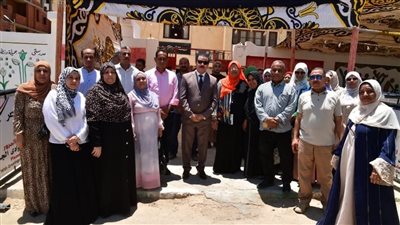 رئيس جامعة الوادي الجديد والعاملون يدلون بأصواتهم في انتخابات مجلس الشيوخ 