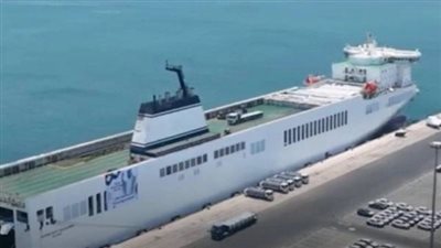 تحمل مساعدات لـ غزة.. سفينة خليفة الإمارتية تستعد لتفريغ حمولتها في ميناء العريش 