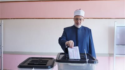 وكيل الأزهر يُدلي بصوته في انتخابات الشيوخ 2025.. ويؤكد: المشاركة واجب وطني