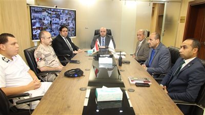 محافظ بني سويف يتابع انطلاق التصويت في اليوم الثاني لانتخابات مجلس الشيوخ 2025