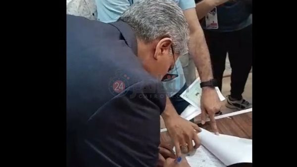 وزير السياحة