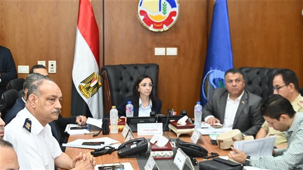 محافظ البحيرة تتابع