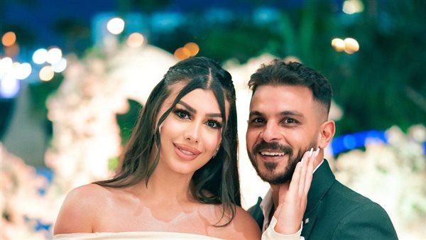 خطيبة المطرب محمد