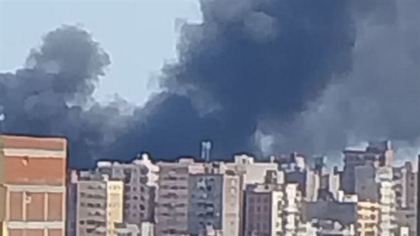 جانب من الحريق