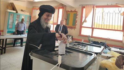 الأنبا يواقيم يدلي بصوته في انتخابات الشيوخ بإسنا: صوتنا أمانة ومسؤولية