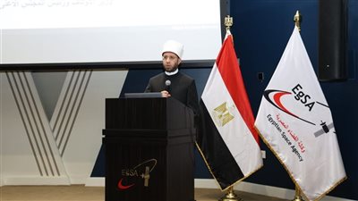 وزير الأوقاف يشهد فعاليات الملتقى العلمي حول النوازل الفقهية المستجدة في أحكام الفضاء