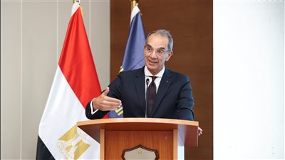 الاتصالات: تدريب 676 طالبًا من 8 جامعات بمجال الذكاء الاصطناعي