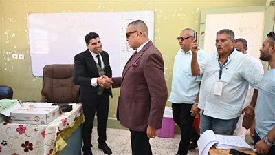محافظ جنوب سيناء يتفقد سير انتخابات الشيوخ بلجان مدينة طور سيناء