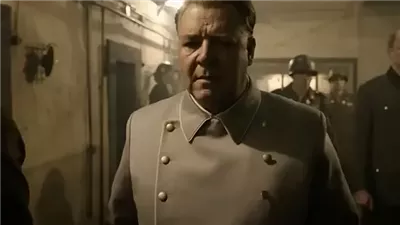 رفقة رامي مالك.. راسل كرو يُذهل جمهوره بتحول جسدي مذهل في فيلم Nuremberg