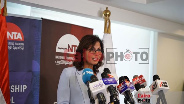 مديرة الأكاديمية