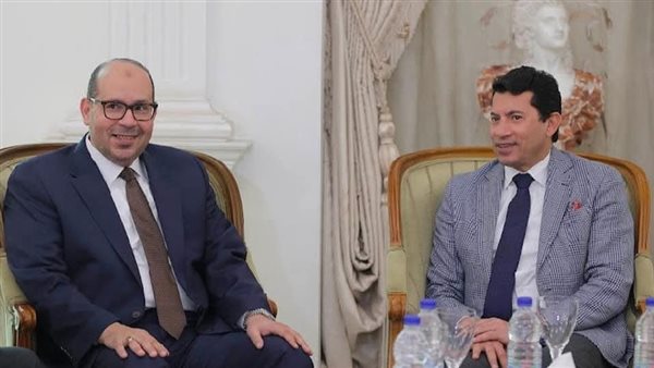 ياسر إدريس وأشرف