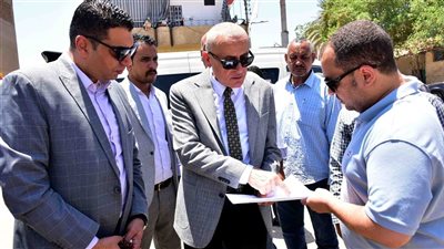 استعدادًا للموسم السياحي.. محافظ الأقصر يزجه بسرعة تنفيذ مشروعات القرنة الخدمية