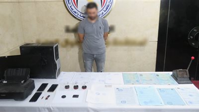 شهادات مزورة.. القبض على صاحب مطبعة لاتهامه بتزوير محررات رسمية وترويجها بمدينة نصر