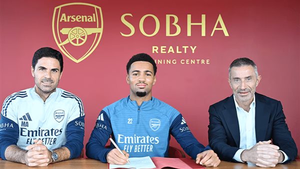 أرسنال يُجدد عقد