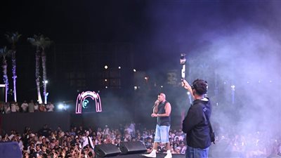 برعاية القاهرة 24 وتنظيم ياسر الحريري.. فريق شارموفرز يشعل حفله في العلمين الجديدة 