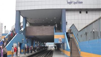 تعطيل أجهزة الإنذارات والإشارات والتحكم بمحطة مترو شبرا الخيمة بسبب حريق بمحيط ميدان المؤسسة│ خاص