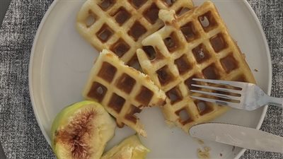 طريقة وافل سهلة.. وصفتان حلو وحادق للشيف فاطمة أبو حاتي