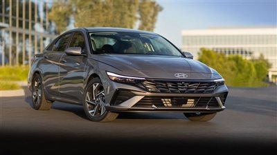 سعر ومواصفات هيونداي إلنترا CN7 موديل 2025 مع بداية أكتوبر