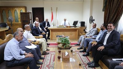 الأمين العام للمجلس الأعلى للأزهر يبحث آليات توريد المواد الغذائية لمدن البعوث الإسلامية