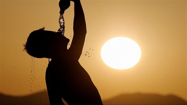 العمل تحت أشعة الشمس