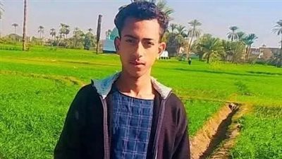 بعد تغيبه 4 أيام.. تشييع جثمان شاب عُثر على جثته متحللة داخل ترعة في قنا