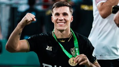 شوبير يكشف مصير أحمد فتوح من العودة للتدريبات وآخر تطورات أزمة ميشالاك