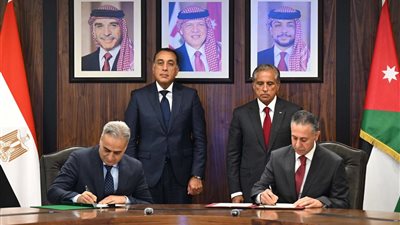 رئيسا وزراء مصر والأردن يشهدان توقيع 10 وثائق في مجالات تخدم التعاون بين البلدين