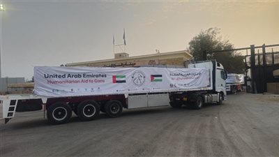 عبور 68 شاحنة مساعدات إغاثية من الإمارات وقطر معبر رفح تمهيدا لدخولها غزة 