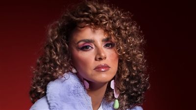 أعمال منتظرة للفنانة علا رشدي