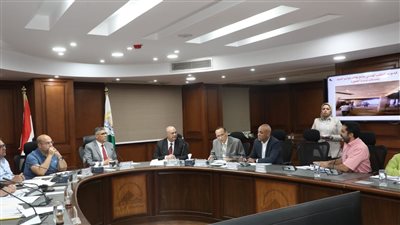 محافظ الجيزة يكلف بغلق وتشميع مطعم بالدقي حال عدم التزامه باشتراطات التشغيل.. وتيسير إجراءات التصالح بالهرم