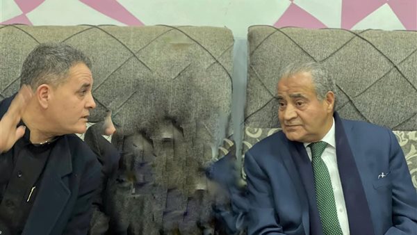 عمدة قرية الغابة