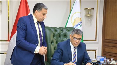 محافظ الجيزة يعتمد تخفيض تنسيق القبول بالثانوية العامة 5 درجات ليصبح الحد الأدنى 220 درجة