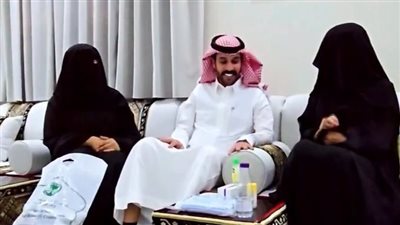 قصة إنسانية استثنائية.. سعودي يتبرع لزوجته الثانية بكليته والزوجة الأولى تتبرع بجزء من كبدها
