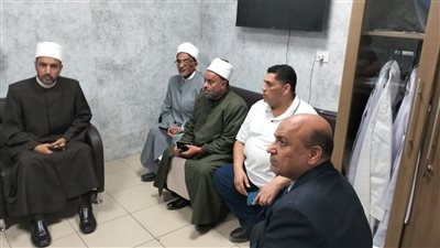 بتوجيهات من الإمام الأكبر.. قيادات أزهرية تزور شقيقين تعرّضا لحادث أليم أسفر عن حروق من الدرجة الأولى