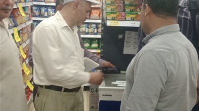 محافظ أسيوط: تكثيف الحملات المشتركة للتفتيش على المنشآت وتحرير محاضر بالمخالفات