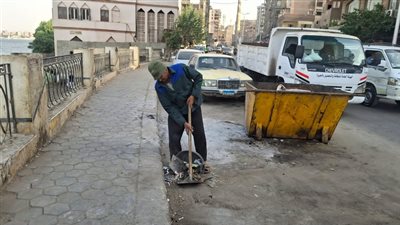 محافظ الجيزة يكلف بمضاعفة جهود النظافة عقب انكسار الموجة الحارة