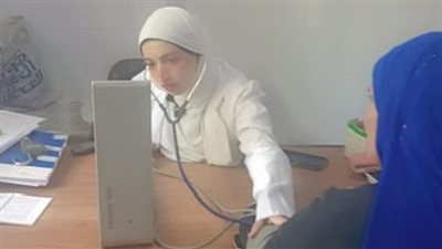 وكيل وزارة الصحة يتفقد وحدة الكرنك القديم ويطمئن على سير مبادرة 100 يوم صحة بالأقصر