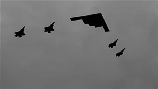 القاذفة الشبحية 