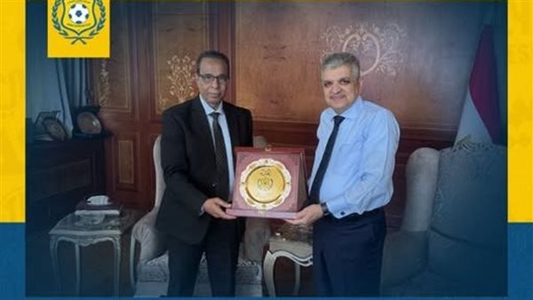 الفريق أسامة ربيع