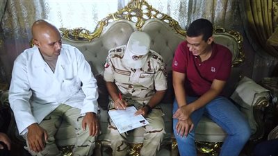 إدارة التجنيد والتعبئة تقدم التيسيرات التجنيدية لأبناء الوطن من ذوي الهمم وكبار السن في عدد من المحافظات