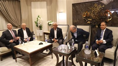 وصول وزير الخارجية ورئيس الوزراء الفلسطيني لعقد مؤتمر صحفي أمام معبر رفح