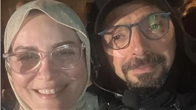 ريهام عبد الغفور ترثي تيمور تيمور: العمال كانت بتفطر معاه في طبق واحد.. وفراقه وجعني