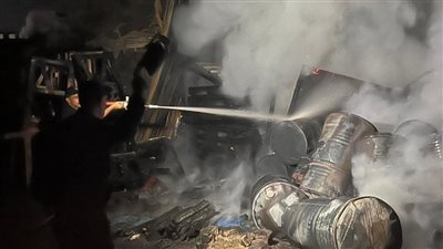 السيطرة على حريق بمغلق أخشاب غير مرخص على الطريق الزراعي بطوخ