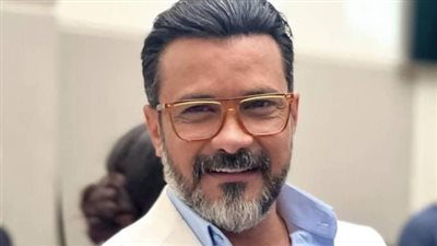الإعلان عن كاتب آخر خلال أيام.. محمد رجب يعتذر لـ المؤلف أحمد عبد الفتاح عن عدم كتابة مسلسله الجديد