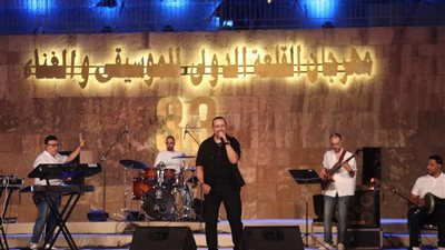 لقطات من حفل هشام عباس في مهرجان القلعة