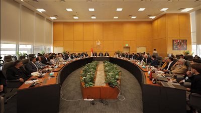 وزير السياحة يتابع مستجدات المخطط الاستراتيجي لتطوير المنطقة الواقعة بين مطار سفنكس وسقارة